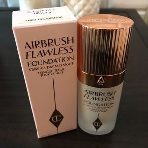 NIB Charlotte Tilbury Airbrush Flawless Foundation